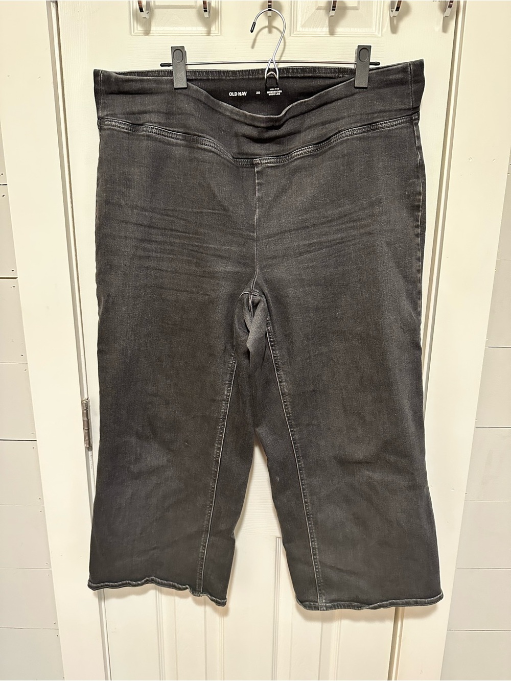 Old Navy Women's Charcoal Black Wide Leg Jeans
